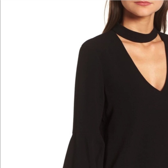 WAYF Ryan Chocker Bell Sleeve Black Top - Picture 4 of 7